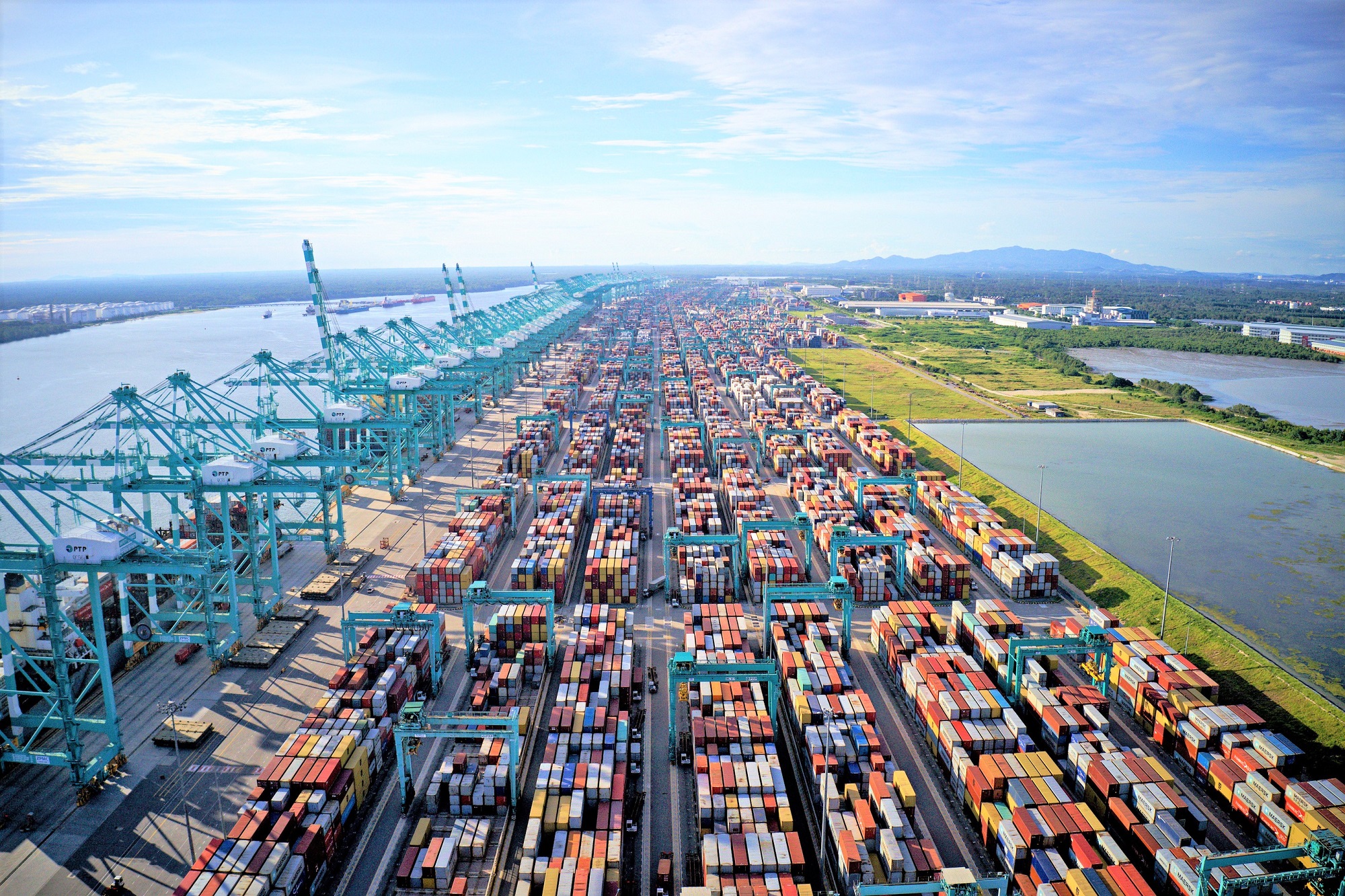 Pelabuhan_Tanjung_Pelepas_Sdn_Bhd One_Million_Containers